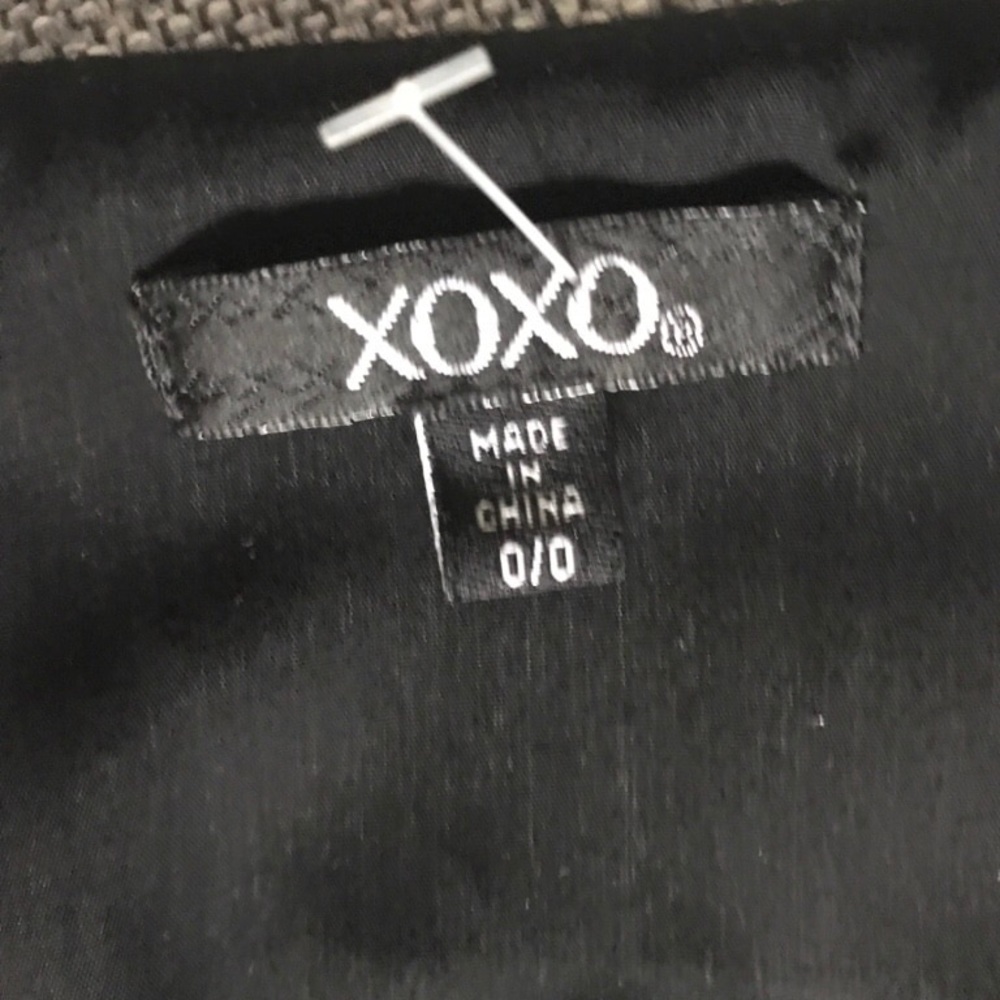 Romper - Picture 3 of 4